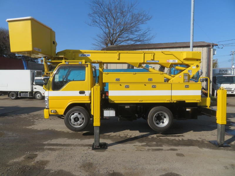 H28年エルフTVナビBモニター高所作業車SH15B電工仕様2259時間|中古トラックの販売・買取・査定のアイナビ
