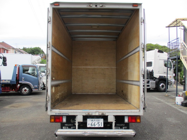 エルフ 車検付 10尺 アルミバン ボディ内高2120㎜です|中古トラックの販売・買取・査定のアイナビ