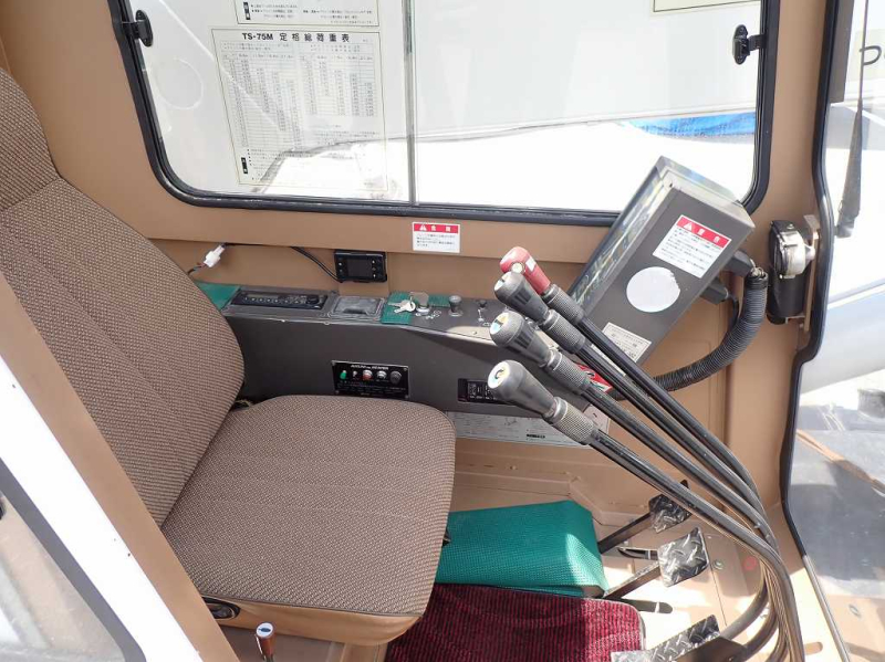 4.9t クレーン車 タダノ TS-75M クレーン書類有R8.12.3まで|中古トラックの販売・買取・査定のアイナビ