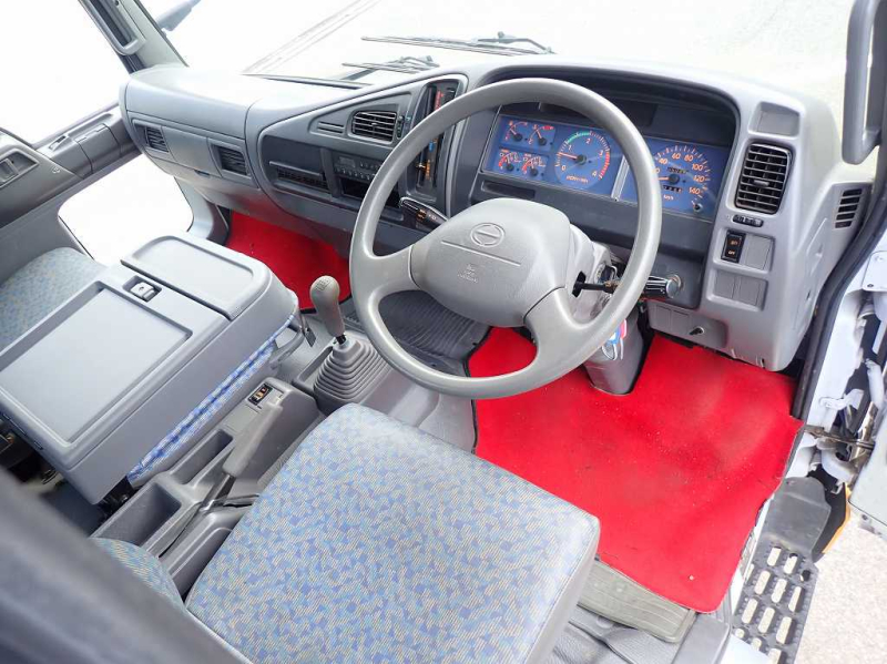 4.9t クレーン車 タダノ TS-75M クレーン書類有R8.12.3まで|中古トラックの販売・買取・査定のアイナビ