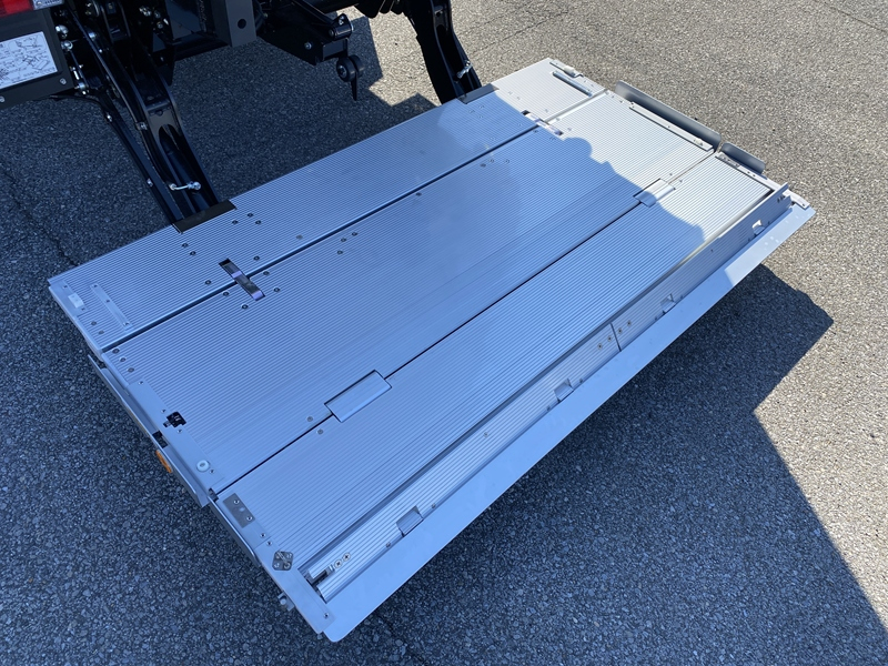 キャンター　ワイドロング　-30℃設定　スタンバイ　サイドドア　格納ゲート付　ラッシング2段　積載3,000kg|中古トラックの販売・買取・査定のアイナビ