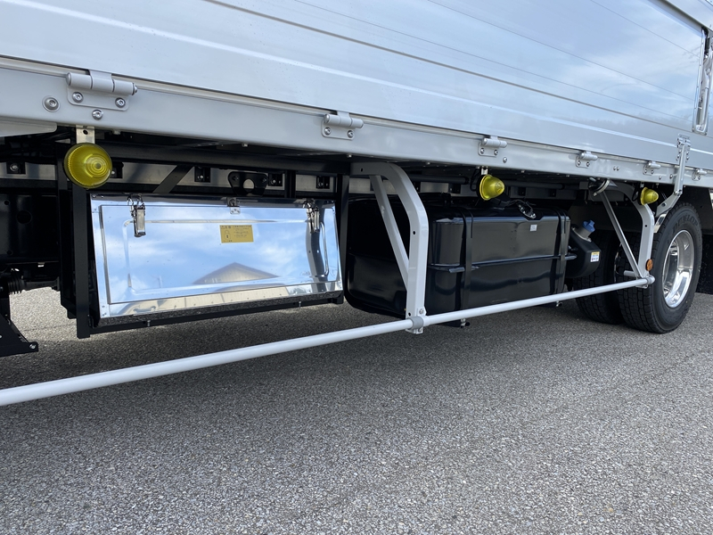 ファイター　ワイド　内寸6.2m　-30℃設定　積載1,950kg　プロライン装備|中古トラックの販売・買取・査定のアイナビ