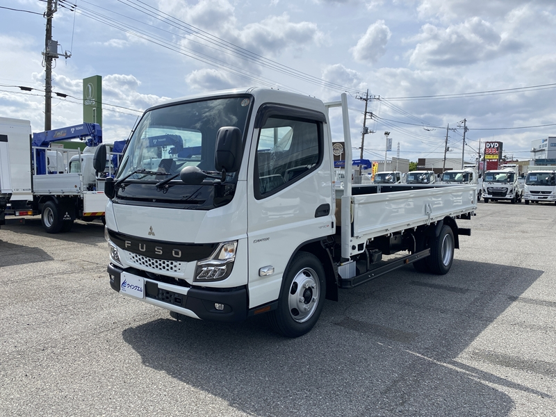 キャンター　標準ロング　全低床　木製　積載3,000kg|中古トラックの販売・買取・査定のアイナビ