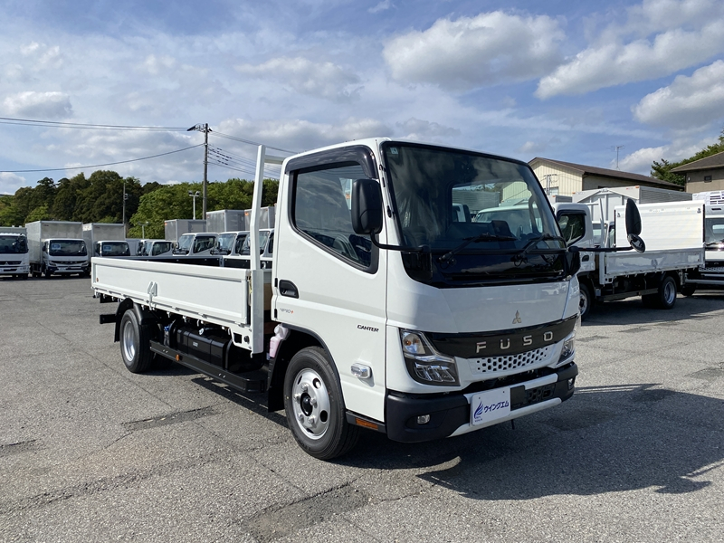 キャンター　標準ロング　全低床　木製　積載2,000kg|中古トラックの販売・買取・査定のアイナビ