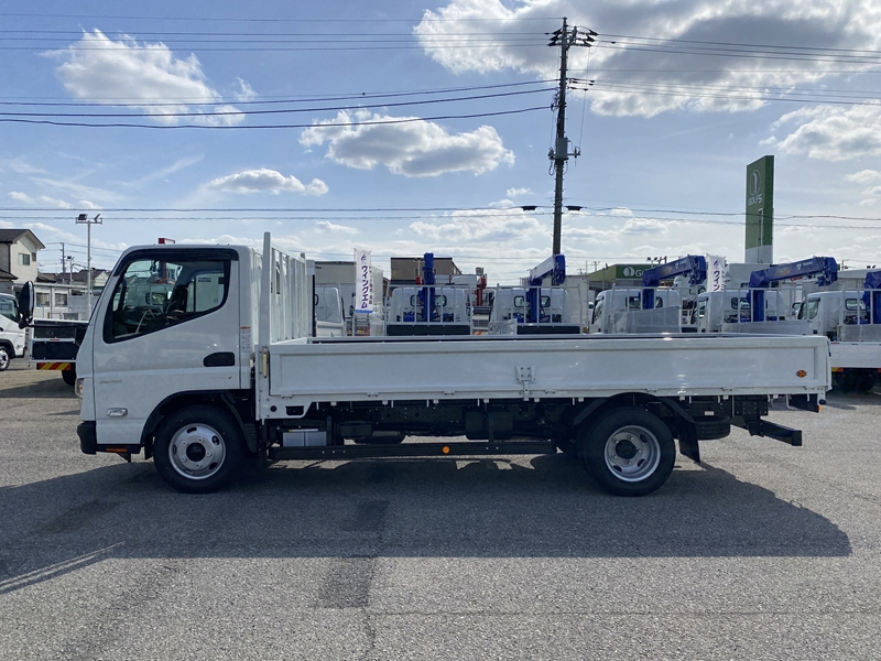 キャンター　標準ロング　全低床　木製　積載2,000kg|中古トラックの販売・買取・査定のアイナビ