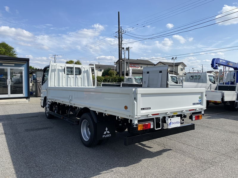 キャンター　標準ロング　全低床　木製　積載2,000kg|中古トラックの販売・買取・査定のアイナビ