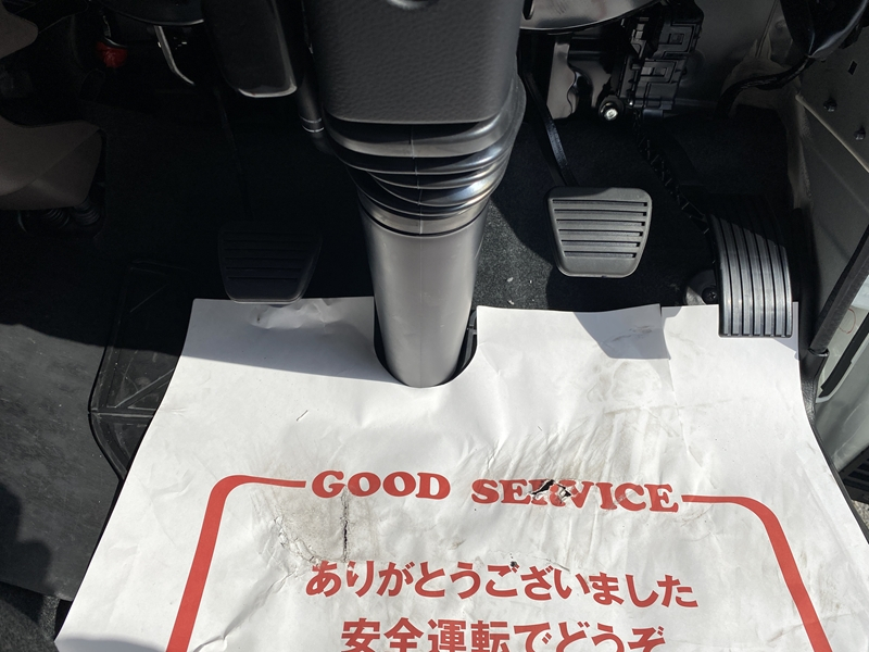 キャンター　標準ロング　全低床　木製　積載2,000kg|中古トラックの販売・買取・査定のアイナビ