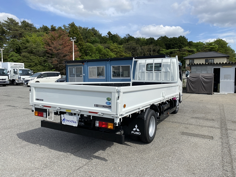 キャンター　標準ロング　全低床　木製　積載2,000kg　DUONIC|中古トラックの販売・買取・査定のアイナビ
