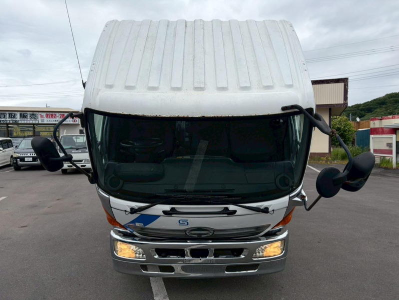 セルフ5段クレーンラジコン付2.93t吊5500ボディ2.65t積載|中古トラックの販売・買取・査定のアイナビ