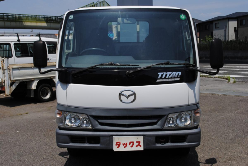 H15 タイタンダッシュ 平ボディ 積載1.5t|中古トラックの販売・買取・査定のアイナビ