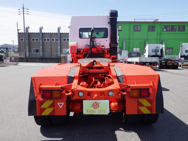 三菱QKG-FV60VJRWヘッド第五輪荷重20t2デフ|中古トラックの販売・買取・査定のアイナビ
