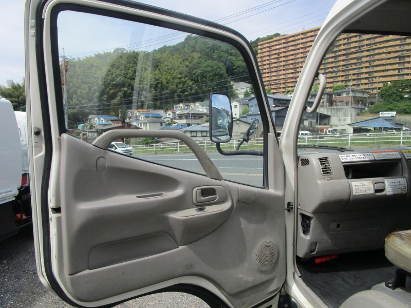 散水車・サブエンジン式・前後散水・4000L|中古トラックの販売・買取・査定のアイナビ
