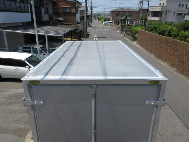 トヨタ バン車|中古トラックの販売・買取・査定のアイナビ
