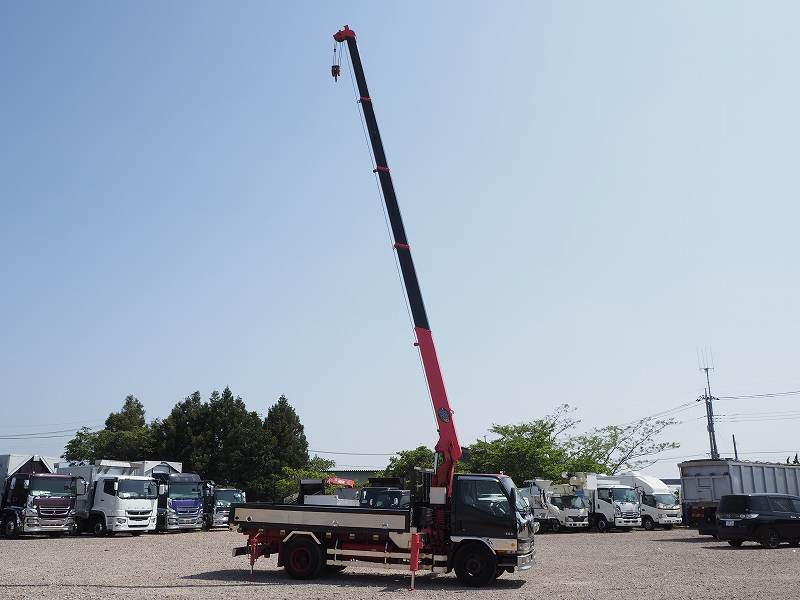 三菱キャンタークレーン標準ロング5段クレーンリアジャッキ|中古トラックの販売・買取・査定のアイナビ