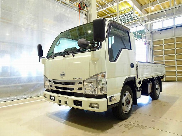 アトラス1.55t4WDFSLSタイヤ平ボデー|中古トラックの販売・買取・査定のアイナビ