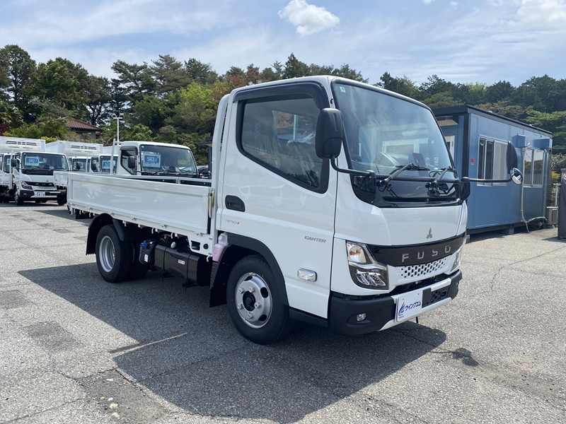 キャンター　標準10尺　全低床　木製　積載2,000kg　DUONIC|中古トラックの販売・買取・査定のアイナビ