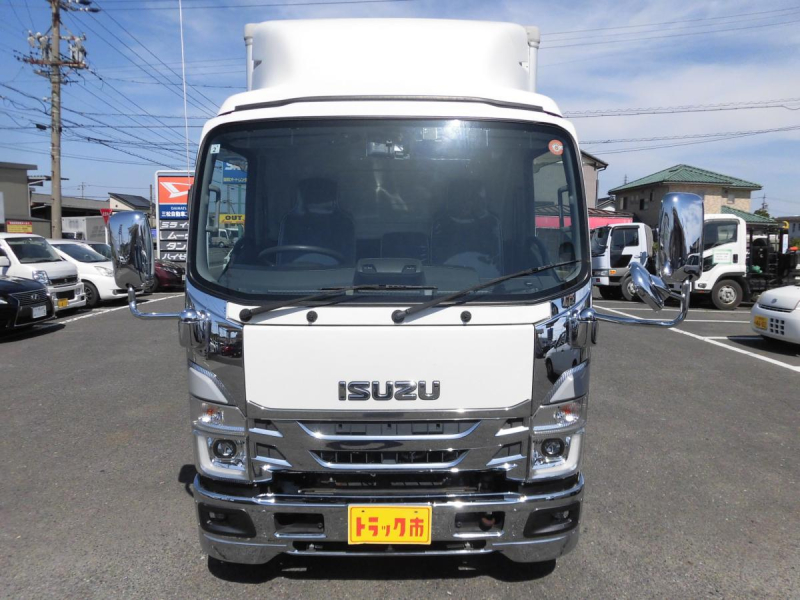 令和3年エルフ1.75T　PG付パネルバン　準中型免許〇|中古トラックの販売・買取・査定のアイナビ