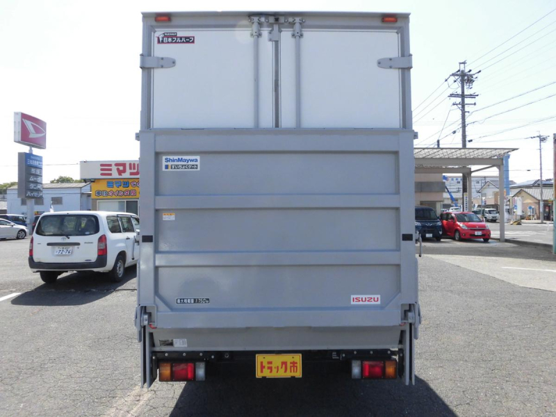令和3年エルフ1.75T　PG付パネルバン　準中型免許〇|中古トラックの販売・買取・査定のアイナビ