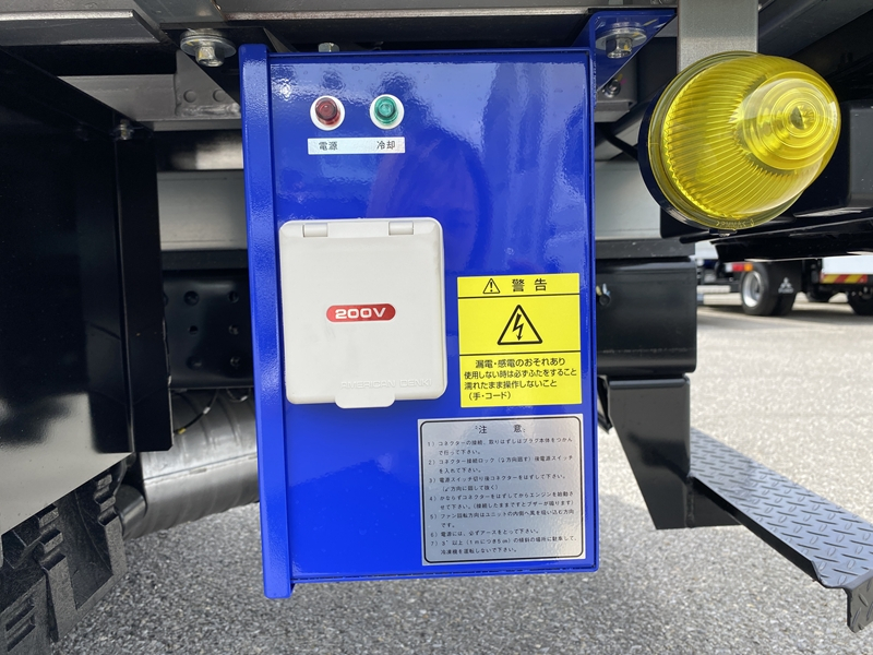 キャンター　標準10尺　-30℃設定　スタンバイ　サイドドア付　ラッシング1段　積載2,000㎏　DUONIC|中古トラックの販売・買取・査定のアイナビ