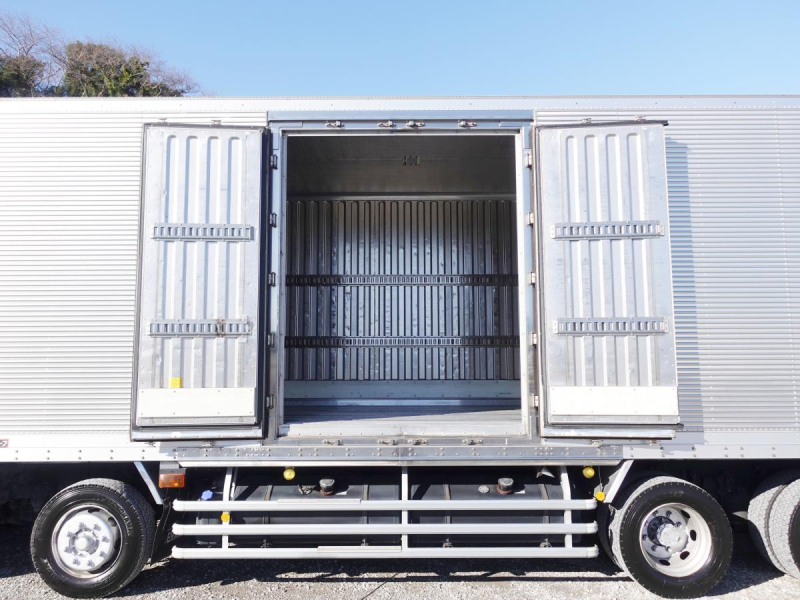 大型低温 冷蔵冷凍 スタンバイ 2エバ|中古トラックの販売・買取・査定のアイナビ