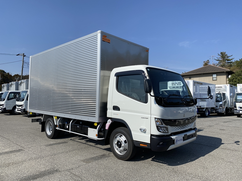 キャンター　ワイドロング　全低床　ラッシング2段　サイドドア　跳上ゲート付　積載3,500kg|中古トラックの販売・買取・査定のアイナビ