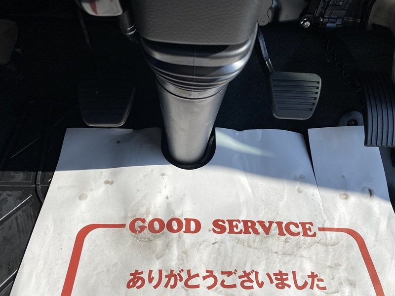 キャンター　ワイドロング　全低床　ラッシング2段　サイドドア　跳上ゲート付　積載3,500kg|中古トラックの販売・買取・査定のアイナビ