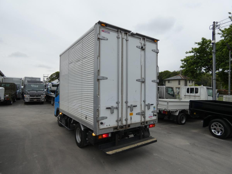 H29　1.95トン　アルミバン　オートマ　260443|中古トラックの販売・買取・査定のアイナビ