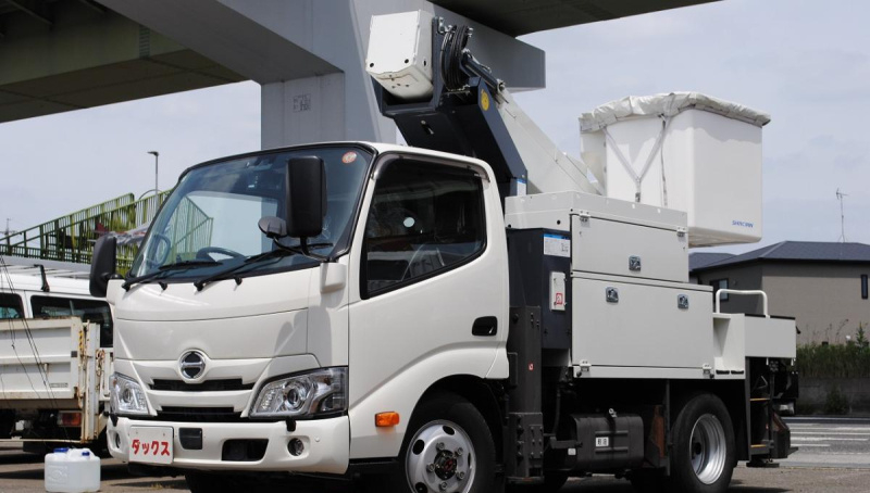 R3 デュトロ 高所作業車 アイチ11M 4WD SH11C1RN|中古トラックの販売・買取・査定のアイナビ
