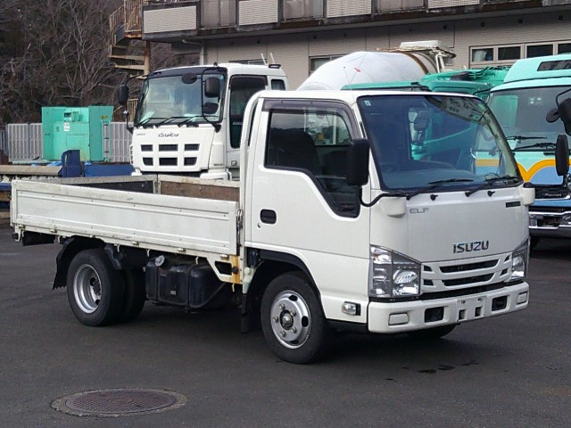 H31　いすゞエルフ　平ボディ　積載2,000|中古トラックの販売・買取・査定のアイナビ