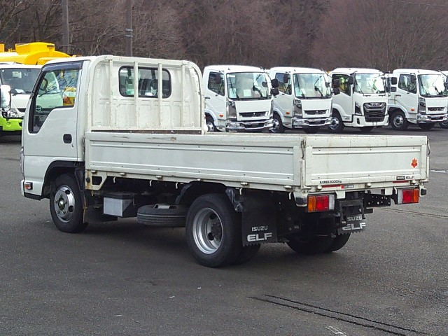 H31　いすゞエルフ　平ボディ　積載2,000|中古トラックの販売・買取・査定のアイナビ