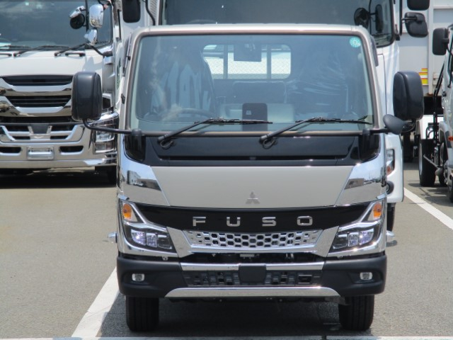 R7　キャンター　2t垂直パワーゲート付平ボディ　※未使用車|中古トラックの販売・買取・査定のアイナビ