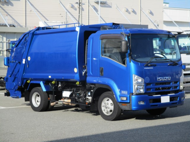H25 いすゞフォワード プレス式塵芥車8.2立米|中古トラックの販売・買取・査定のアイナビ