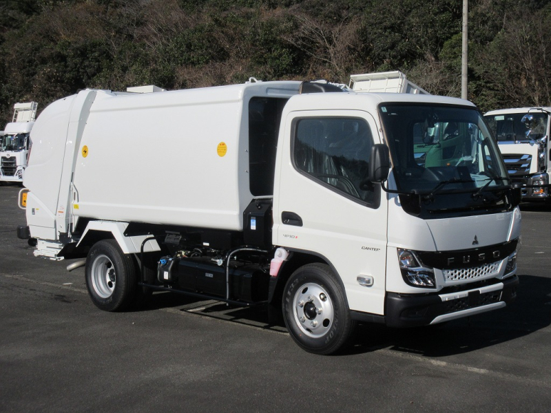 R7三菱キャンター3トンプレス式塵芥車5.3立米 *未使用車|中古トラックの販売・買取・査定のアイナビ