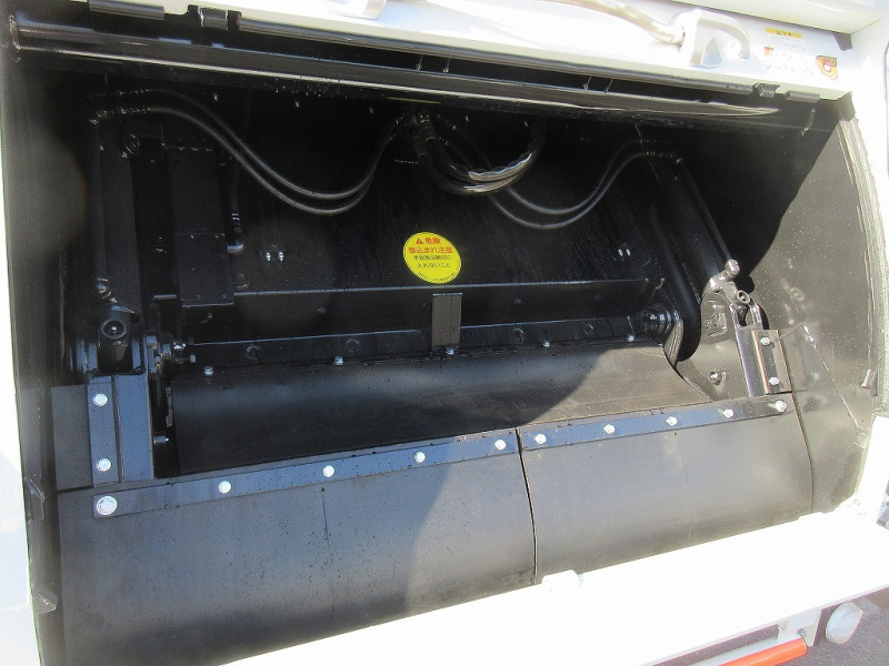 R7三菱キャンター3トンプレス式塵芥車5.3立米 *未使用車|中古トラックの販売・買取・査定のアイナビ
