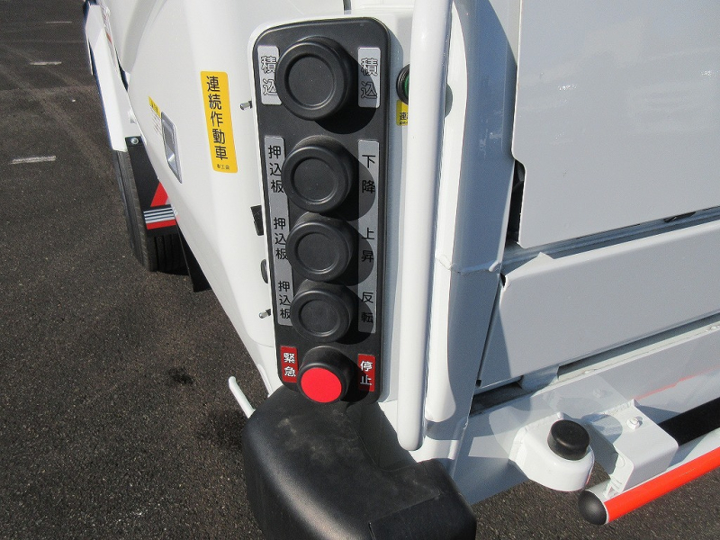 R7三菱キャンター3トンプレス式塵芥車5.3立米 *未使用車|中古トラックの販売・買取・査定のアイナビ