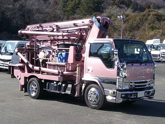 H30 いすゞエルフ 極東製スクイーズ式コンクリートポンプ車|中古トラックの販売・買取・査定のアイナビ