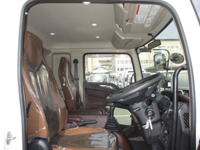 R5 日野レンジャー コンテナ脱着車|中古トラックの販売・買取・査定のアイナビ