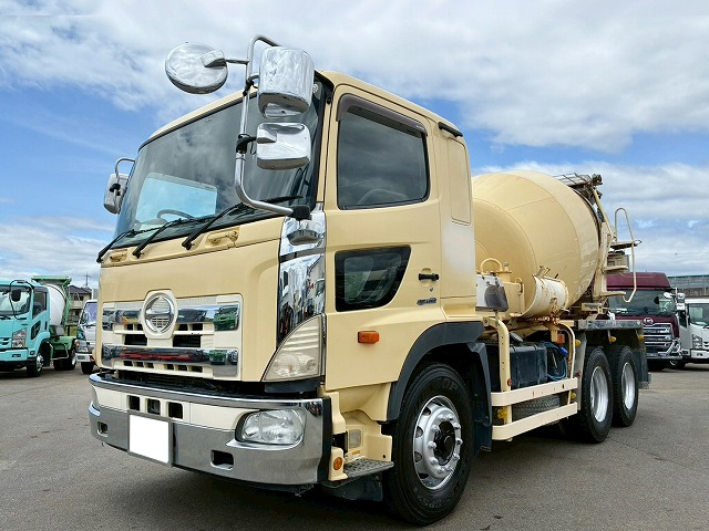 6×43軸2デフリーフサスペンションKYB電動ホッパー|中古トラックの販売・買取・査定のアイナビ