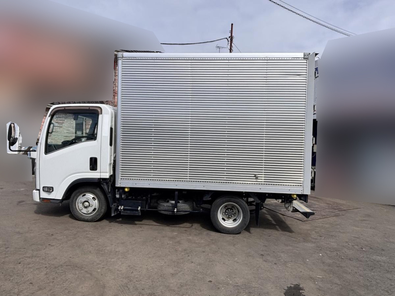 エルフ 10尺アルミバン 積載2000kg|中古トラックの販売・買取・査定のアイナビ
