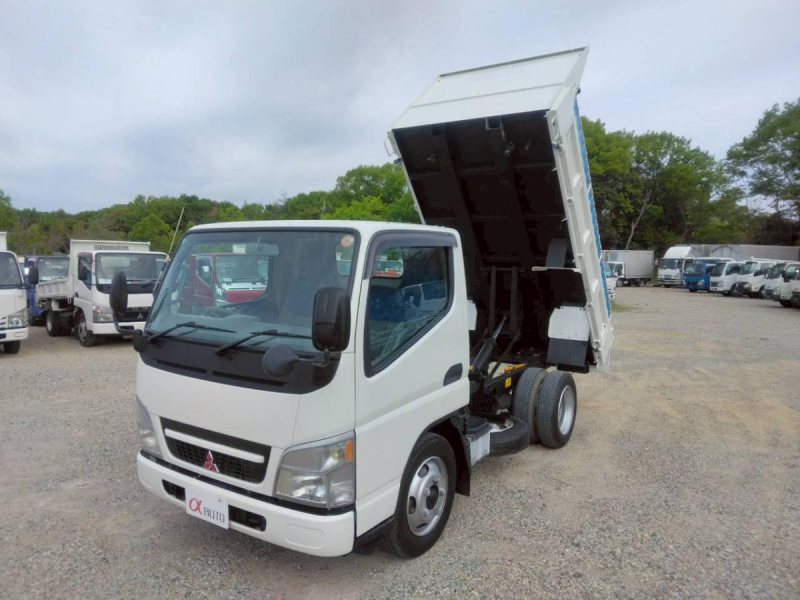 H17年　キャンター 3t 低床 強化ダンプ　No.1055|中古トラックの販売・買取・査定のアイナビ