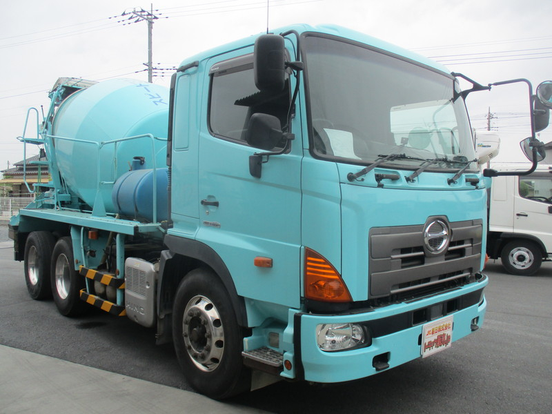 H28プロフィアミキサー車カヤバM44車検R9/4ドラム容量8.7立米|中古トラックの販売・買取・査定のアイナビ
