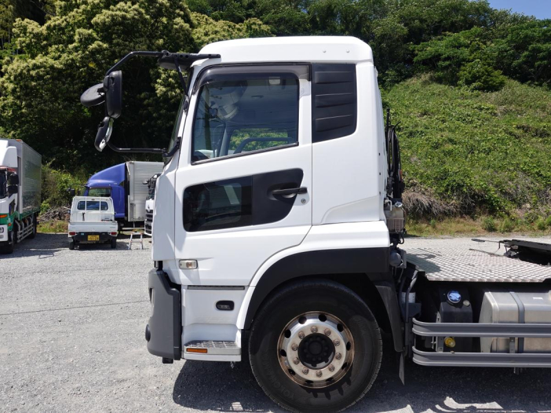 トレーラーヘッドトラクター|中古トラックの販売・買取・査定のアイナビ