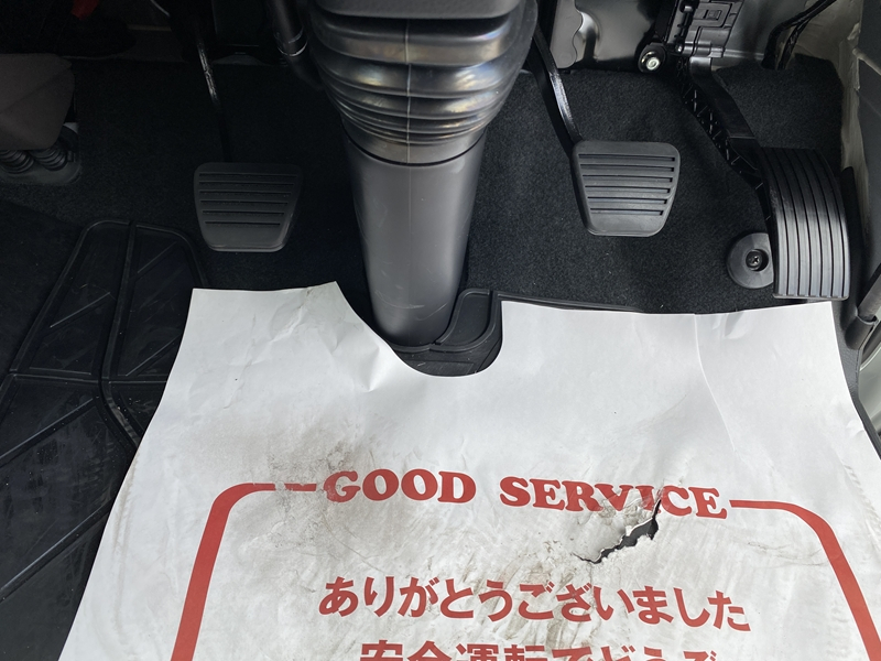 キャンター　ワイドロング　全低床　アルミブロック　積載3,500kg|中古トラックの販売・買取・査定のアイナビ
