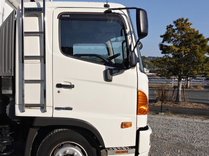 パワーゲート低温冷蔵冷凍ワイド増トン|中古トラックの販売・買取・査定のアイナビ