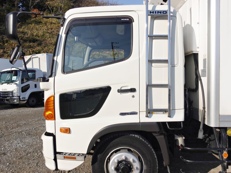 パワーゲート低温冷蔵冷凍ワイド増トン|中古トラックの販売・買取・査定のアイナビ