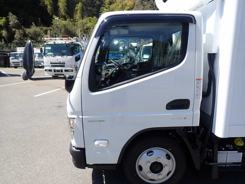 東プレ 10尺 低温 床ステンレス 150PS AT車|中古トラックの販売・買取・査定のアイナビ