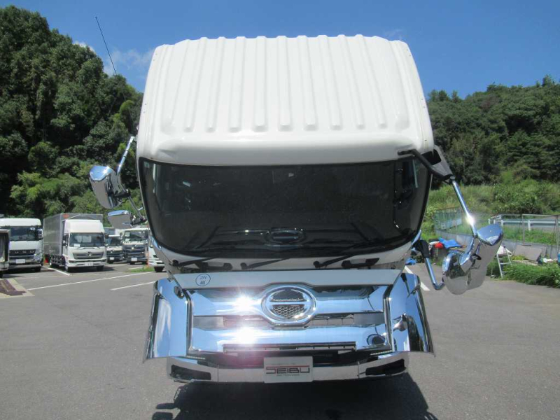 4軸低床 ユニック 4段 ウィンチ ヤハタボデー L8650㎜|中古トラックの販売・買取・査定のアイナビ