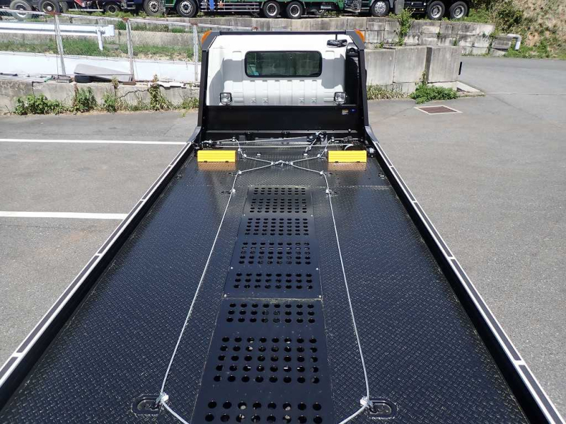 UNIC フルフラットキャリアカー ウィンチ R/C|中古トラックの販売・買取・査定のアイナビ