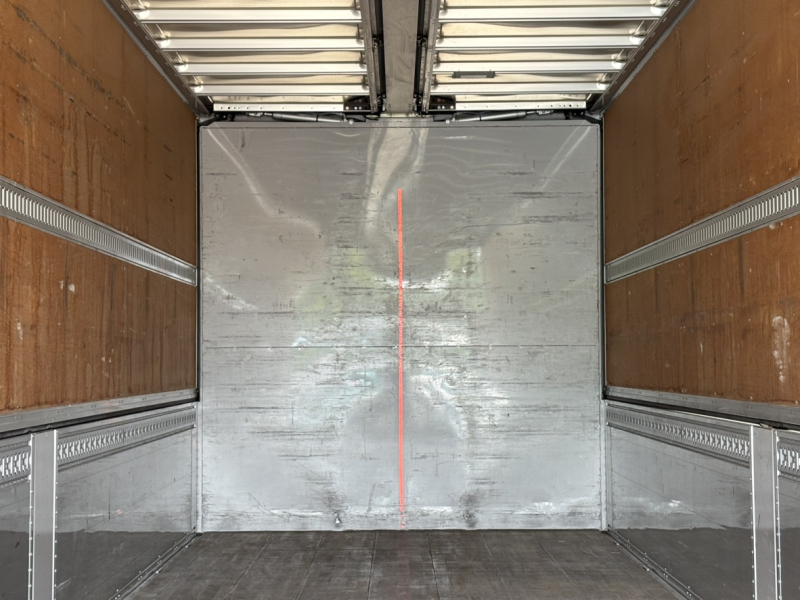H31年式、クオン、アルミウィング|中古トラックの販売・買取・査定のアイナビ