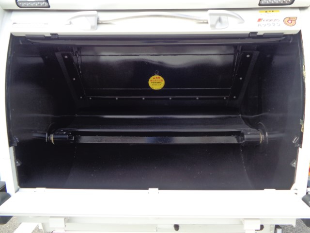 R7 日野デュトロ 回転式塵芥車5.1立米 未使用車|中古トラックの販売・買取・査定のアイナビ